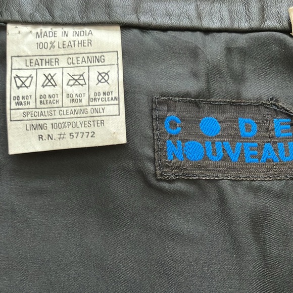 CODE NOUVEAU Juniors Black/Blue Leather Mini Skirt. Vintage. Sz 3 - Picture 5 of 7